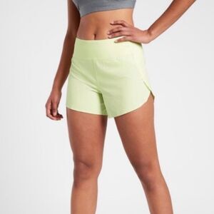 Athleta Run With It 4.5" Short Neon Yellow/Green Activewear Shorts Sz M